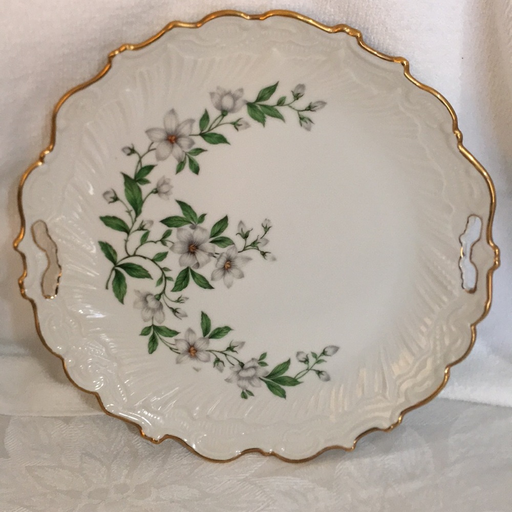 Hand Crafted Decorative Floral Patterned Plate